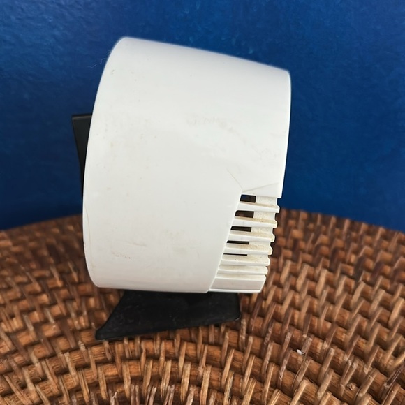 Vintage Mark Time Two Speed White with Gold Face Kitchen Timer - Picture 2 of 6